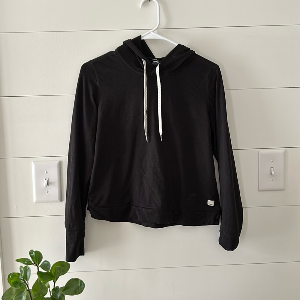 Vuori Essential Halo Hoodie, size small, black
